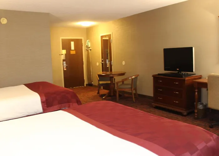 Ramada By Wyndham Grand Forks