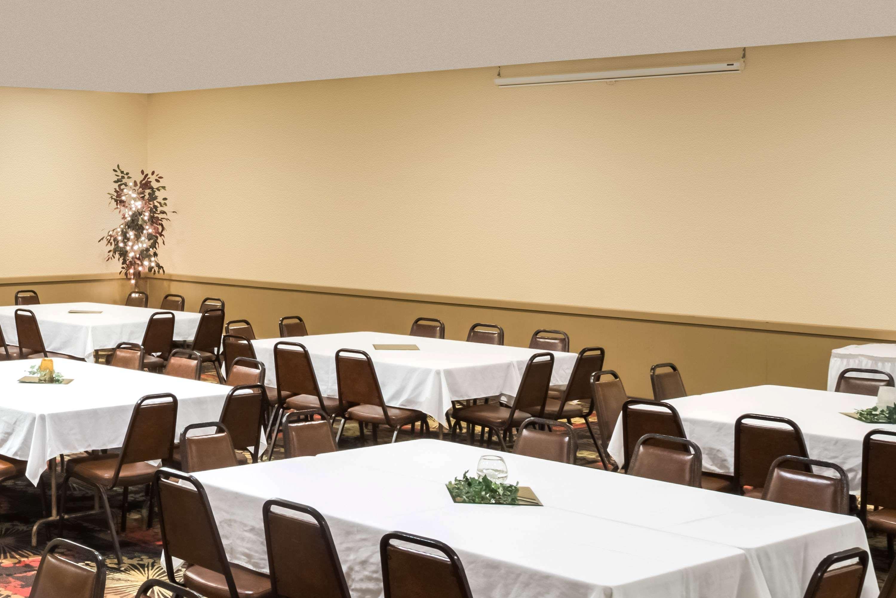 Ramada By Wyndham