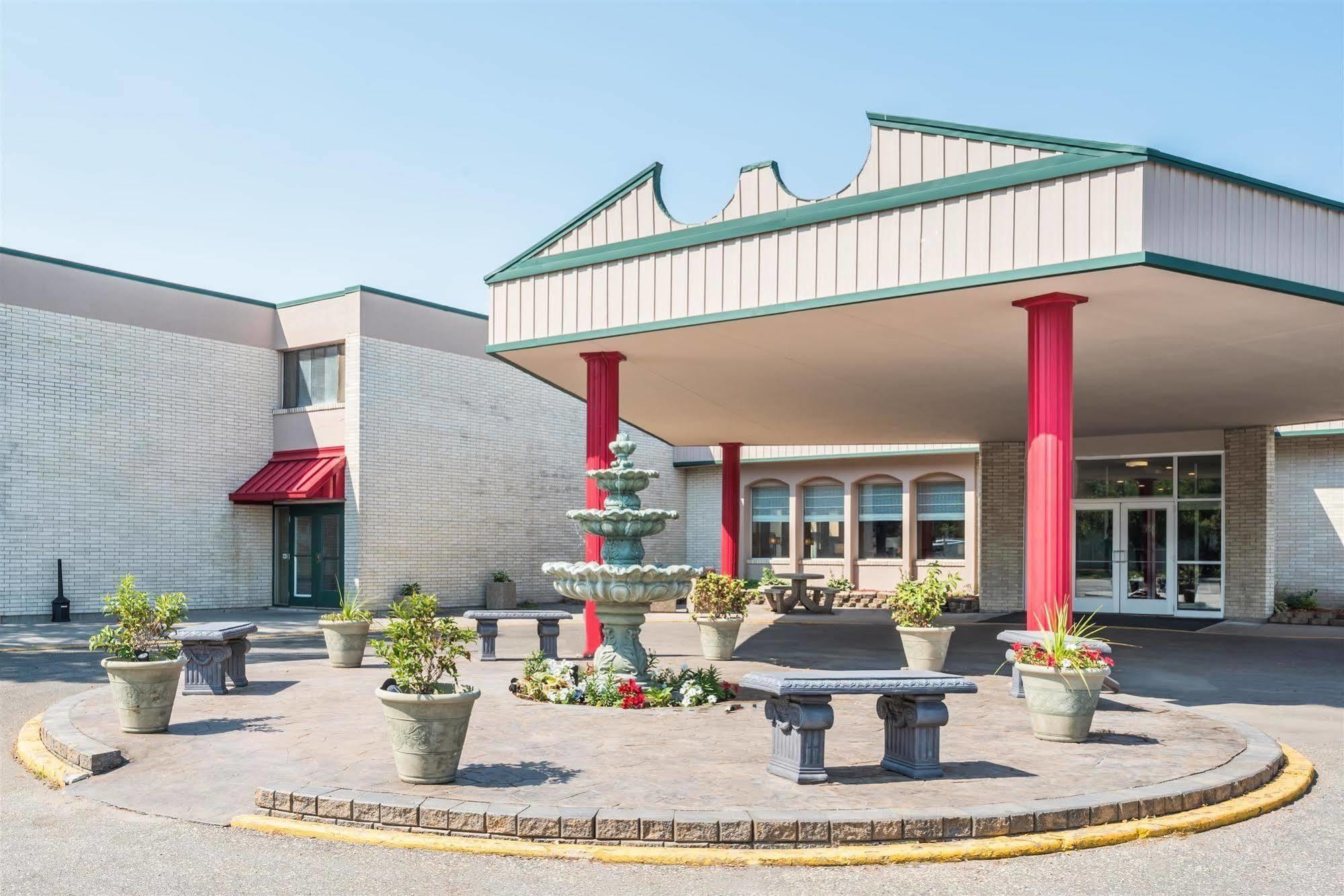 Ramada By Wyndham